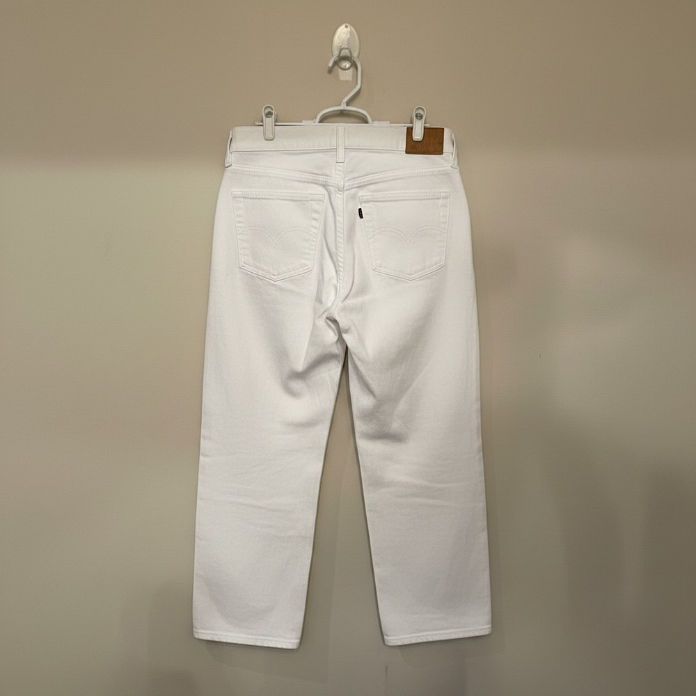NWT Eddie Bauer Voyager Everyday White High Rise Crop Straight Leg Jeans 10 NEW - Picture 2 of 9